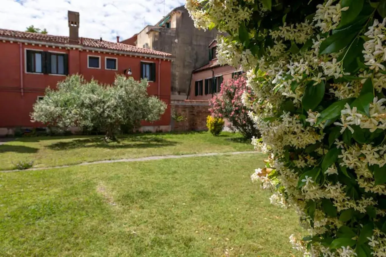 Garden Houses Venice